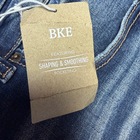 BKE Buckle Parker Universal Fit High Rise Tailored Bootcut Jeans 30x33.5 Stretch - Picture 13 of 14